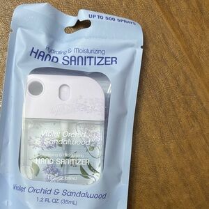 Hydrating & Moisturizing Hand Sanitizer